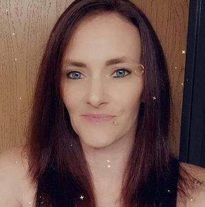 Meet your Posher, Constance